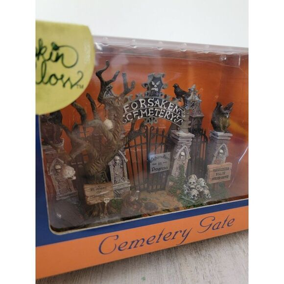 Lemax Cemetery Gate 2005 Halloween Village accessory - Picture 5 of 7